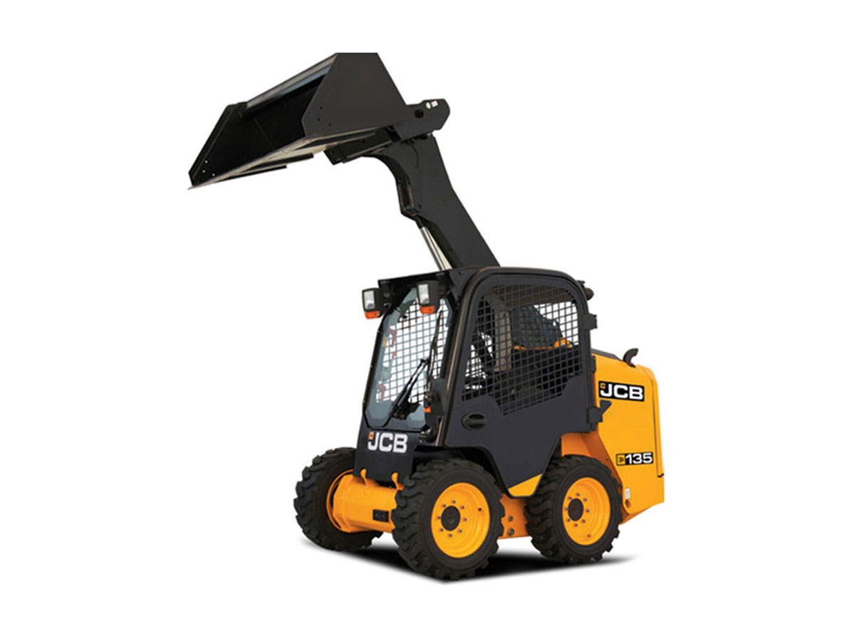 Jcb-may-xuc-truot-135