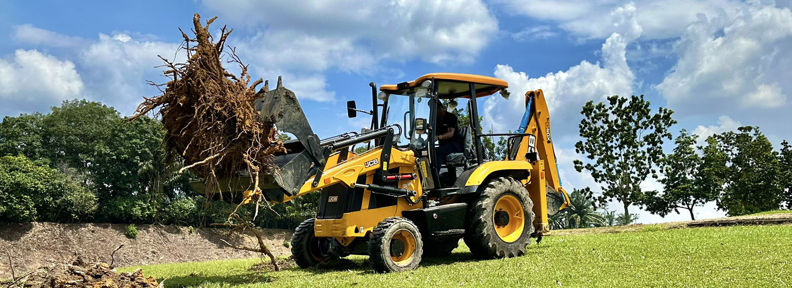 Jcb-anh-slider-2