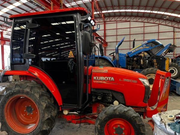 Cabin Kubota L3608 (2)
